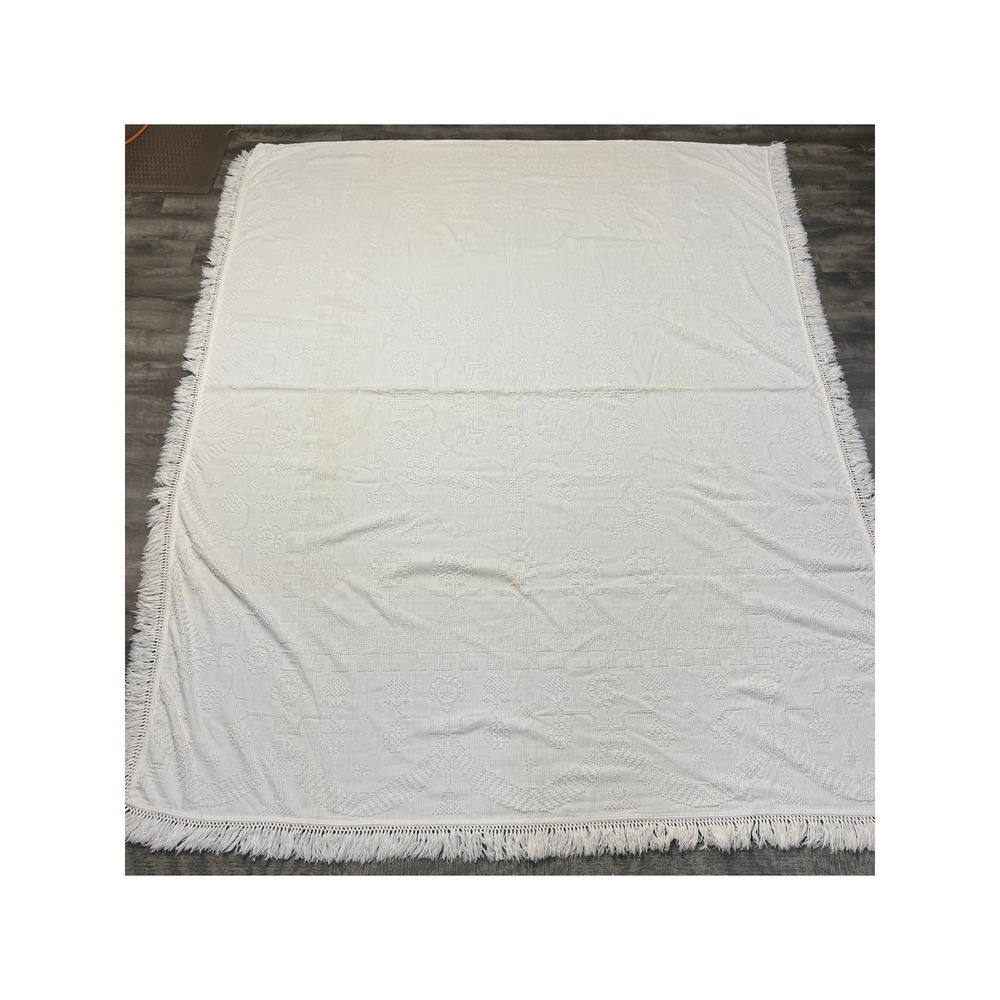 Vintage Bates George Washingtons Choice Chenille Bedspread White Fringe 90x110